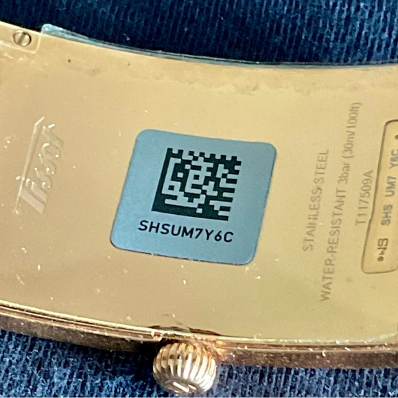 Rare Deco Tissot Heritage Banana Watch w Original Box Booklets EUC - Picture 9 of 16